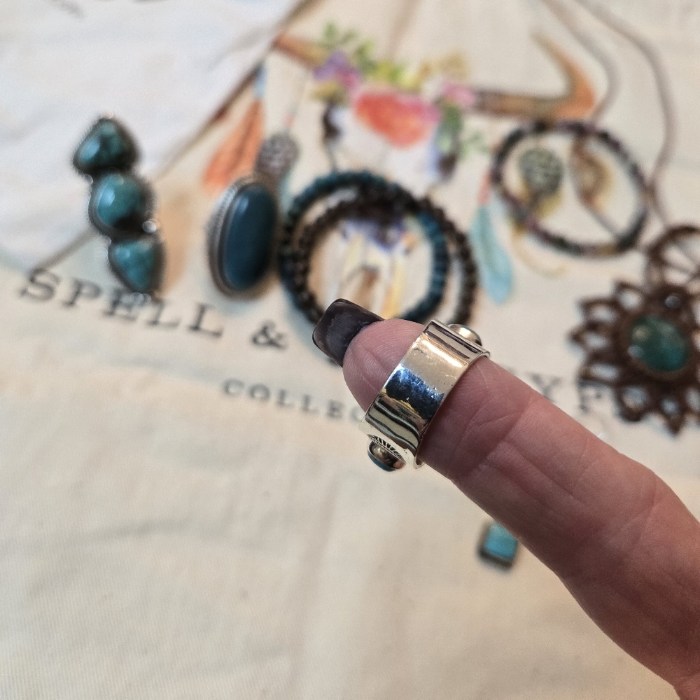 Sterling Silver And Turquoise 5 Stone Ring - Picture 9 of 13